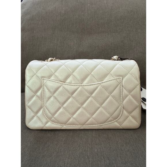 Chanel 21S Iridescent White Mini Flap Rectangle CC Quilted Chain Crossbody Bag - Picture 14 of 16